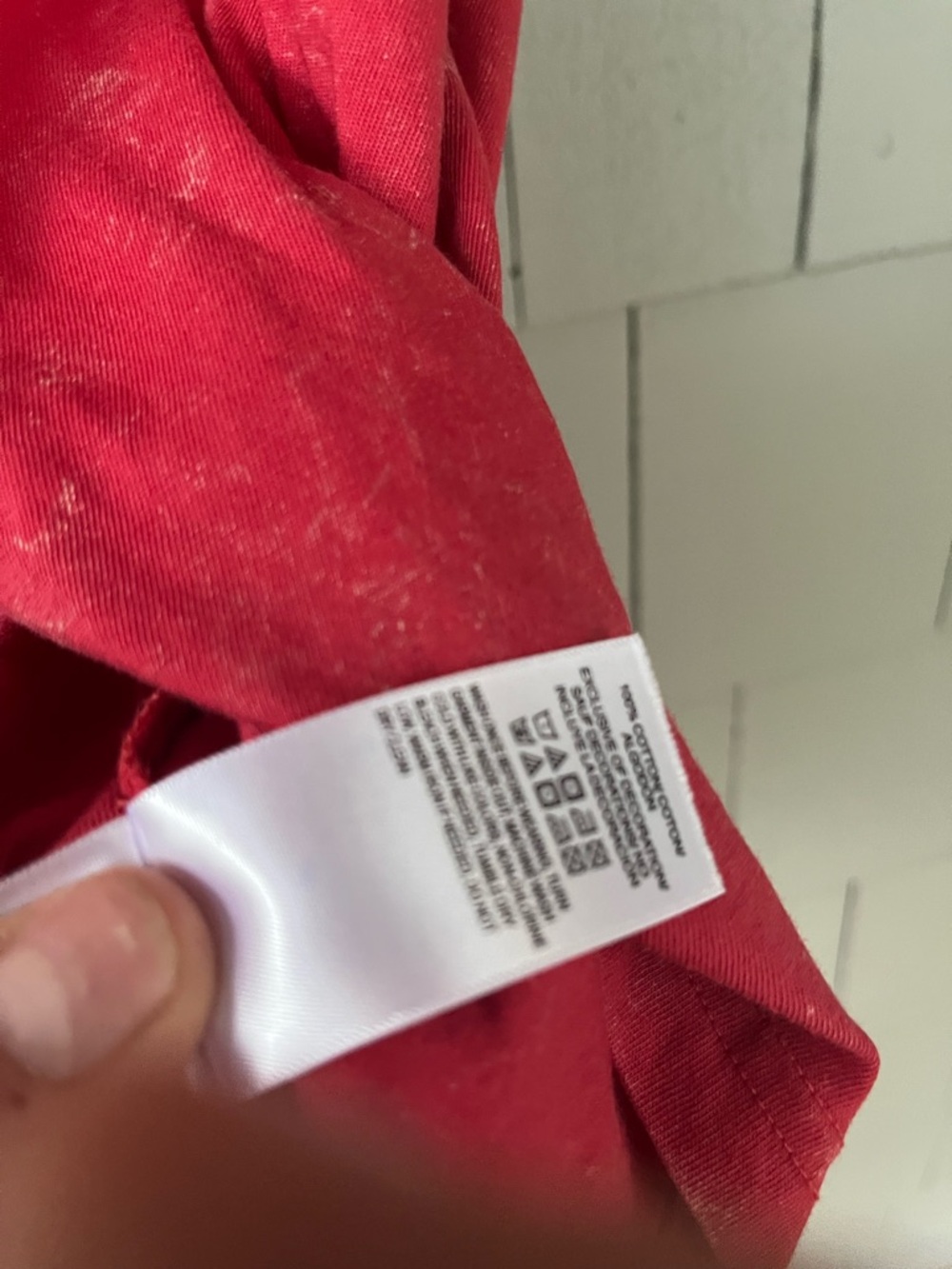 Lucky Brand Women’s Red Graphic Short Sleeve Tee NWOT - Picture 7 of 7